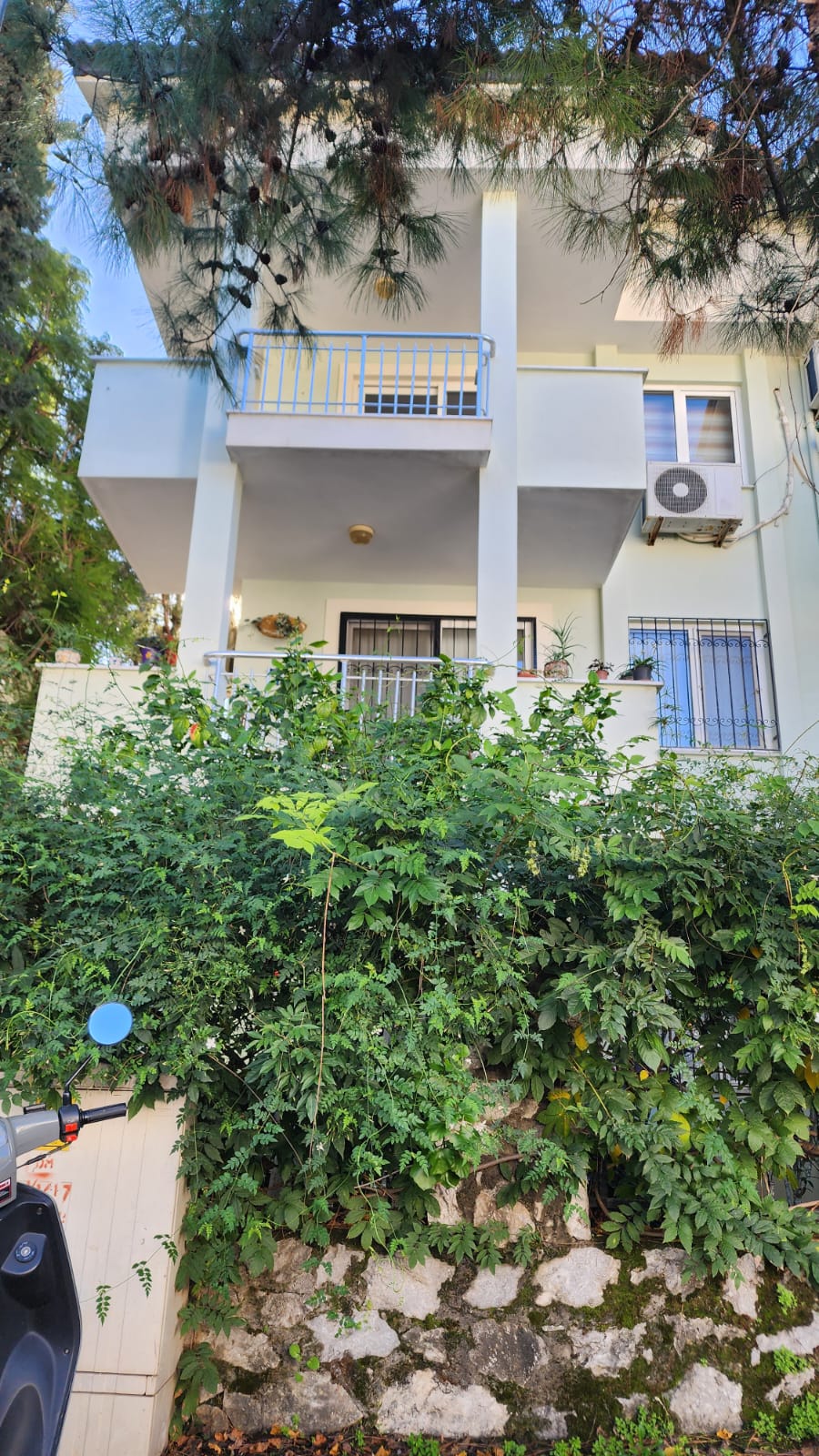 Comfortable Apartment In Tranquil Street - 18